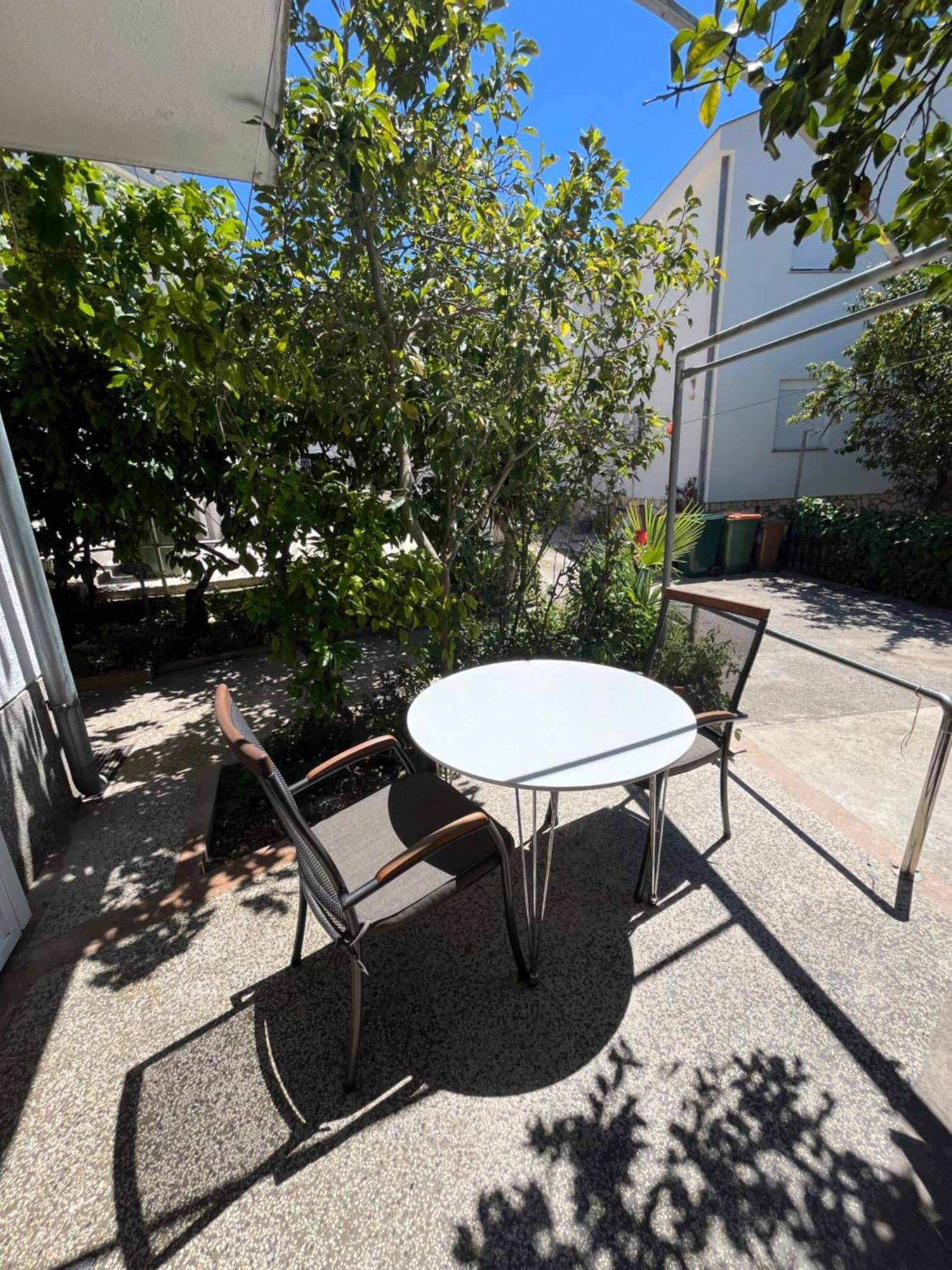 Green Oasis For Two, 30 Meters From Sea Διαμέρισμα Ζαντάρ Εξωτερικό φωτογραφία