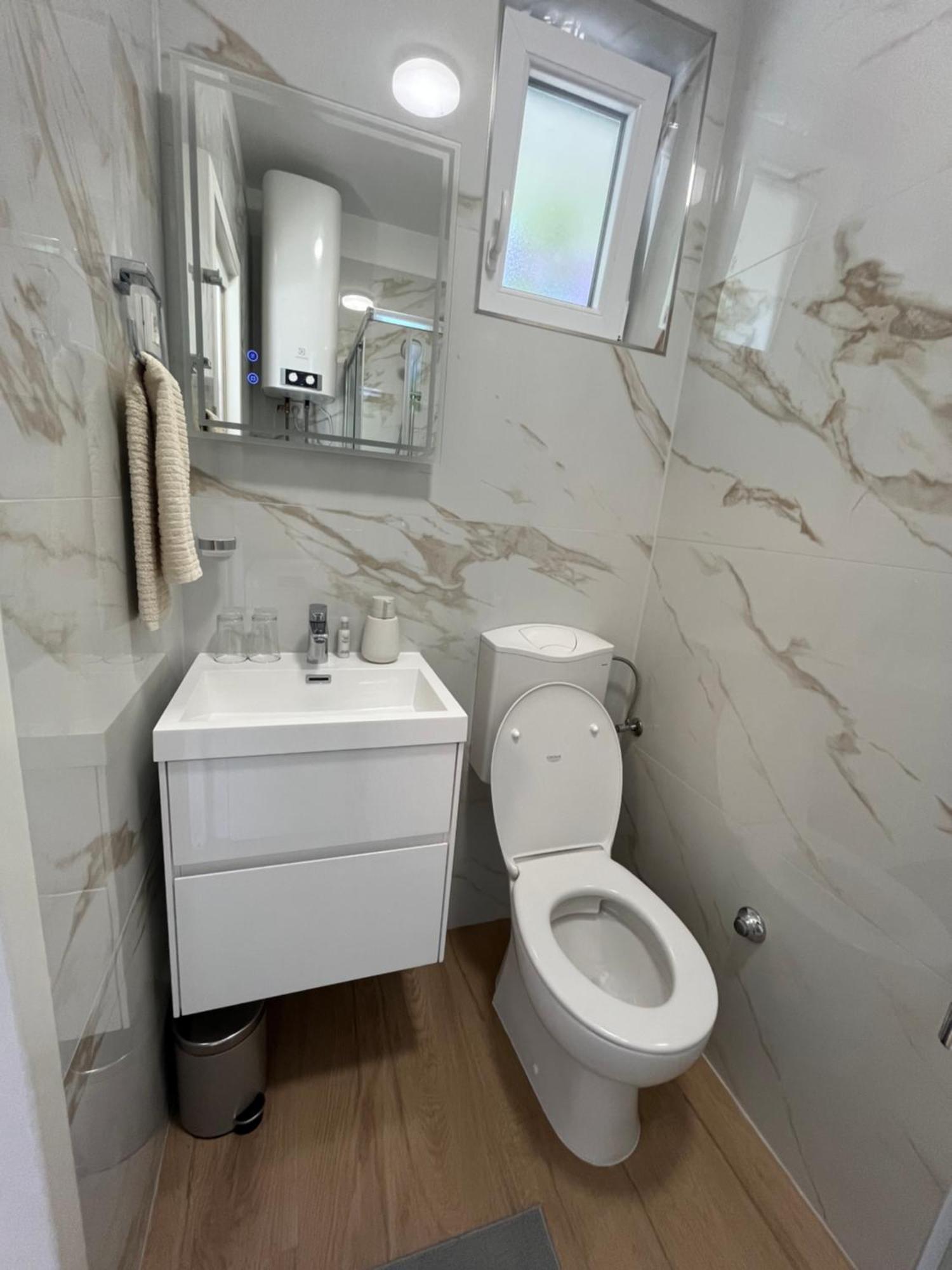 Green Oasis For Two, 30 Meters From Sea Διαμέρισμα Ζαντάρ Εξωτερικό φωτογραφία